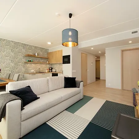 Διαμέρισμα Cozy, 2 Bedroom With Free Parking