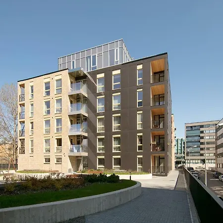 Cozy, 2 Bedroom With Free Parking טאלין