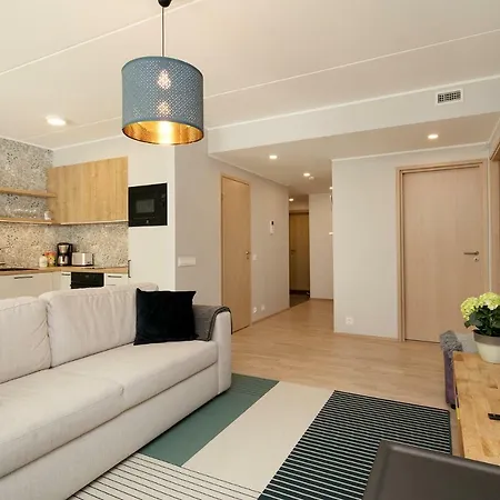 Korter Cozy, 2 Bedroom With Free Parking *